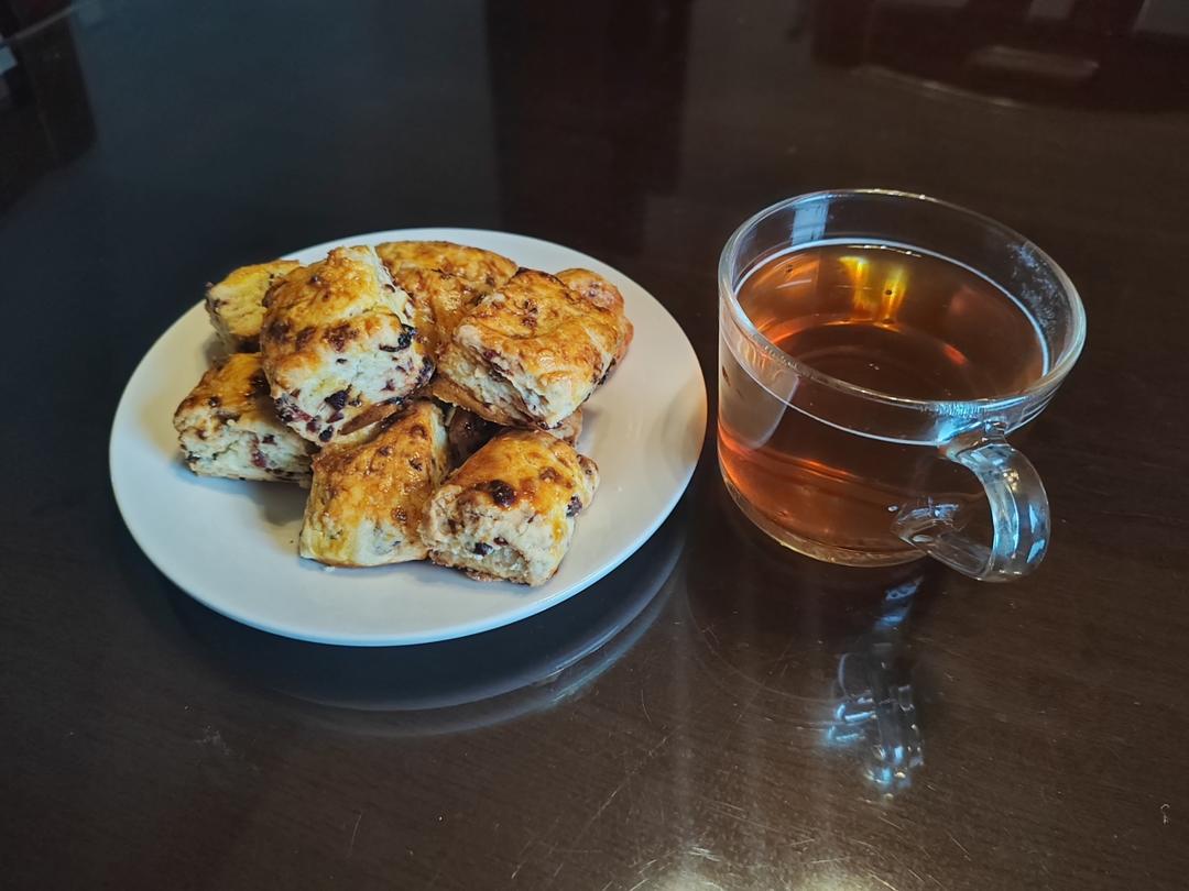 消耗淡奶油的司康