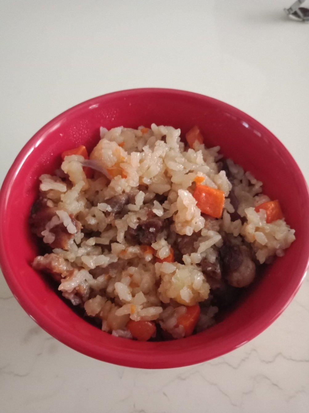 喷香羊肉焖饭