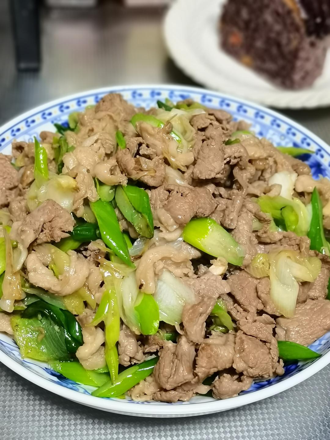 炒了20多年的葱爆羊肉