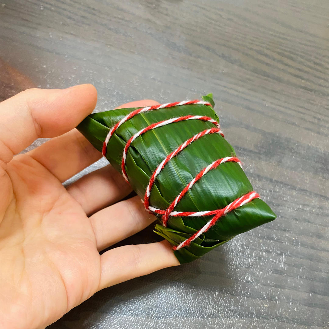 详细步骤包粽子（四角粽）