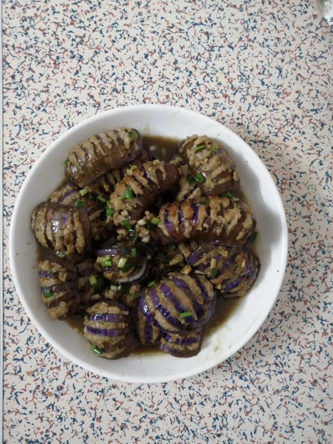开胃下饭菜！巨简单的家常鱼香茄子煲