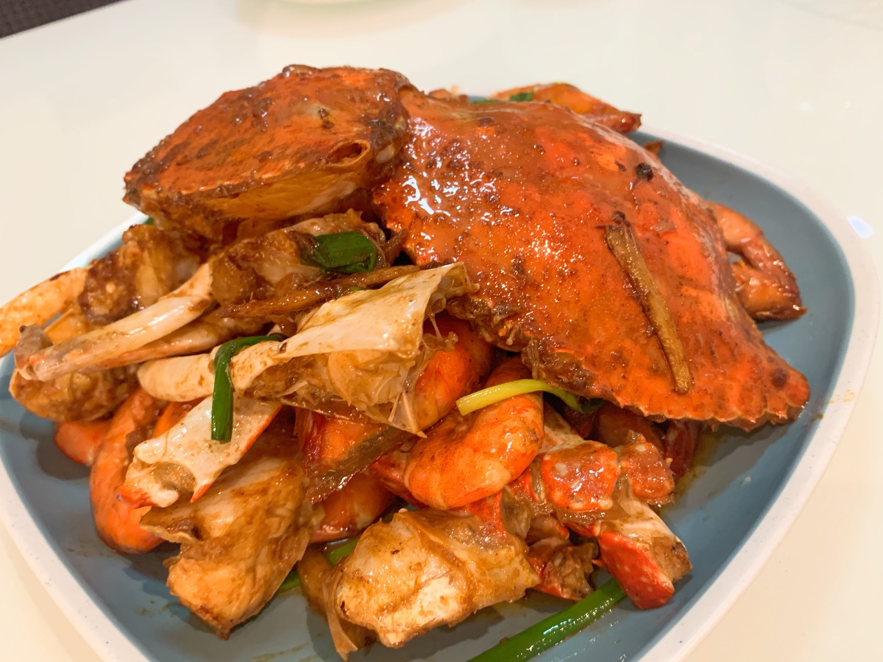 简易版“七欣天”油焖虾蟹的做法