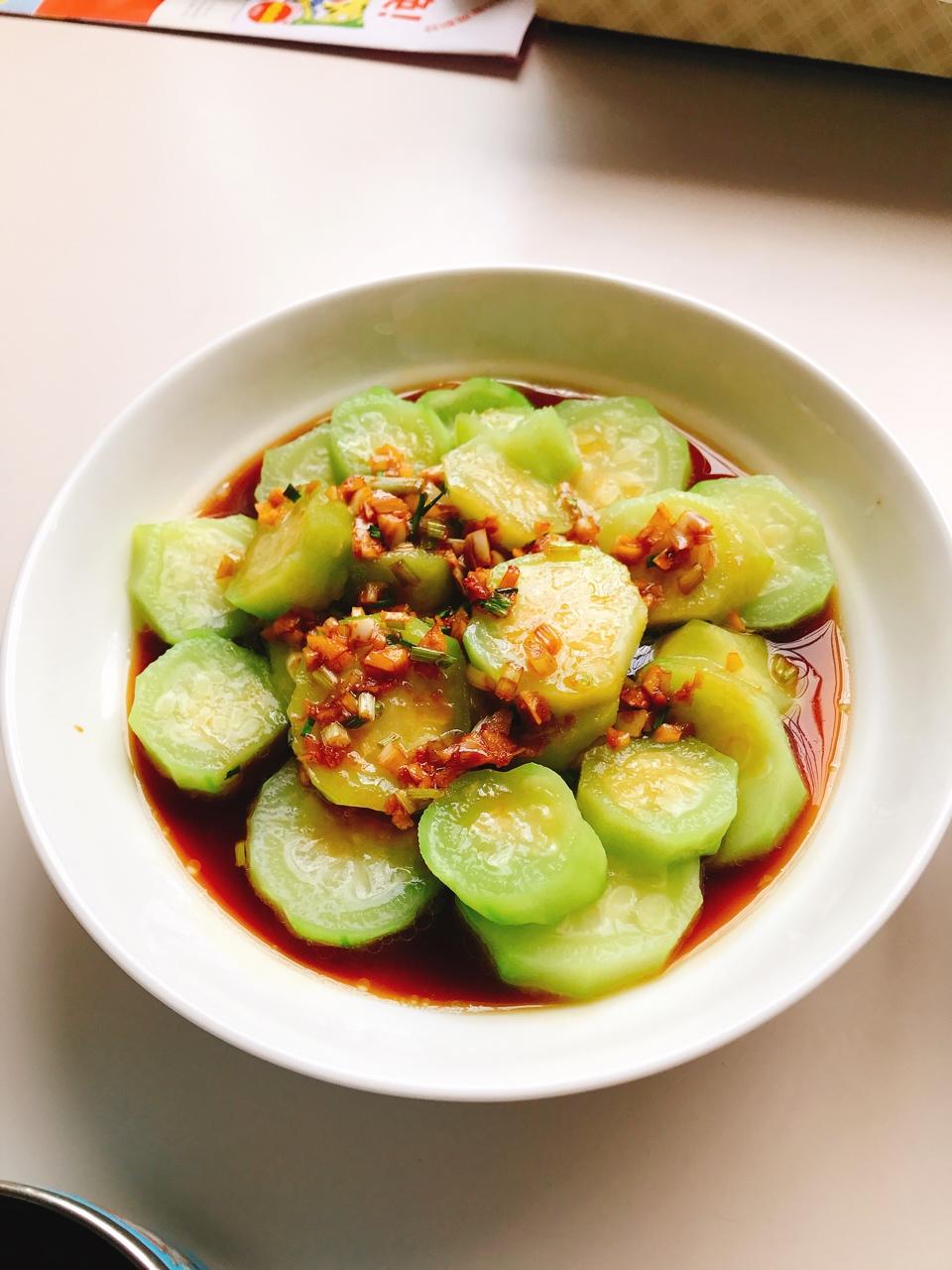 蒜蓉蒸丝瓜