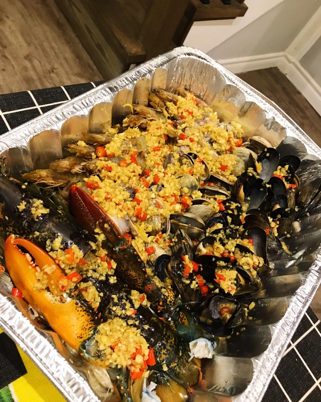 蒜香吮指海鲜大咖——松下NU-JK200W大蒸烤箱食谱