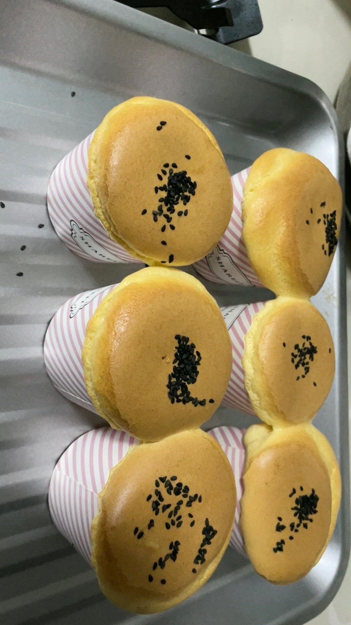 纸杯蛋糕，绝对不塌不裂，百分百成功四段式烘烤方法，不私藏无保留