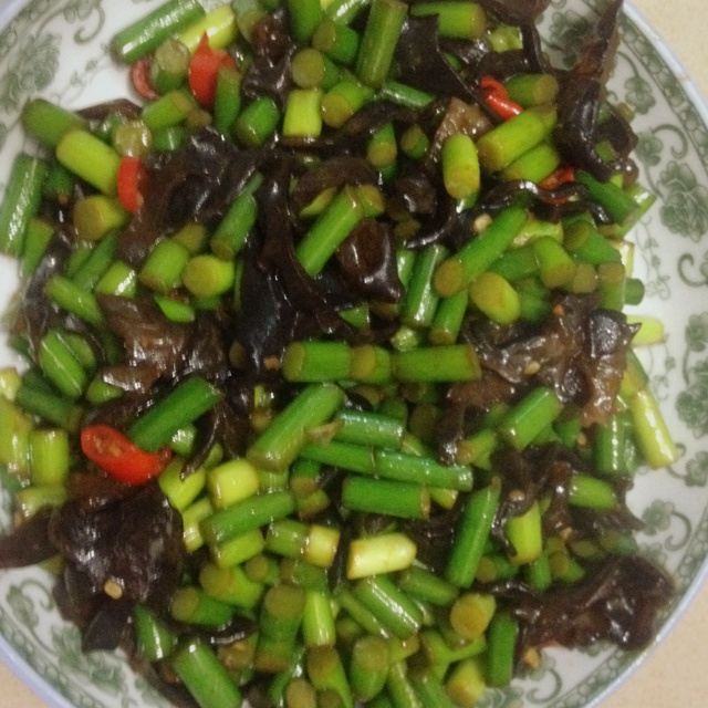 下饭菜～蒜苔肉末