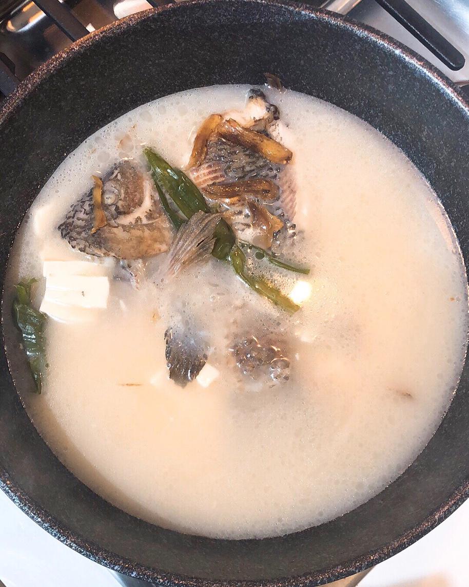 鲫鱼豆腐汤