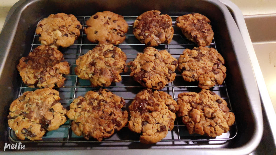 坊间传说纽约最好吃的巧克力曲奇饼Chocolate Chip Cookies at Levain Bakery