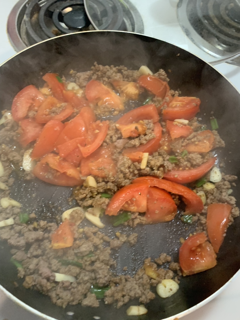 番茄酸笋肉末粉（面）的做法 步骤3