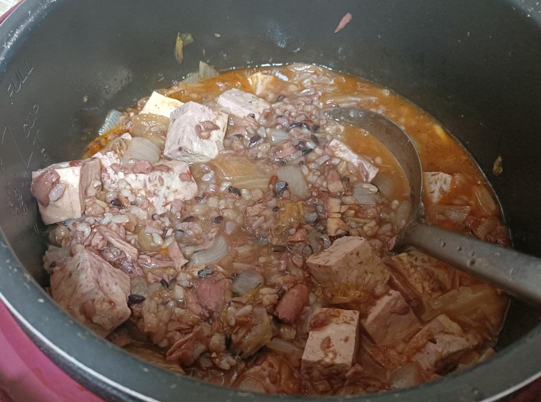 MY GO-TO MEAL 系列⑤泡菜金枪鱼闷饭| 健康·三餐