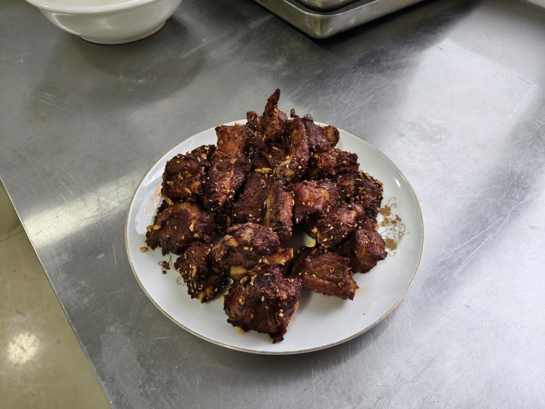 蒜香椒盐排骨