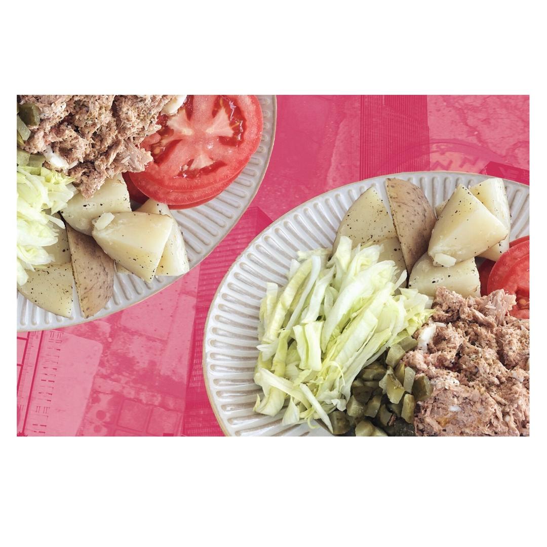 低脂腰果“蛋黄酱”金枪鱼贝果三明治