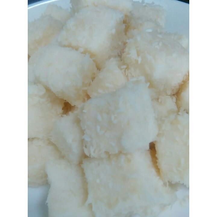 椰丝牛奶小方糕