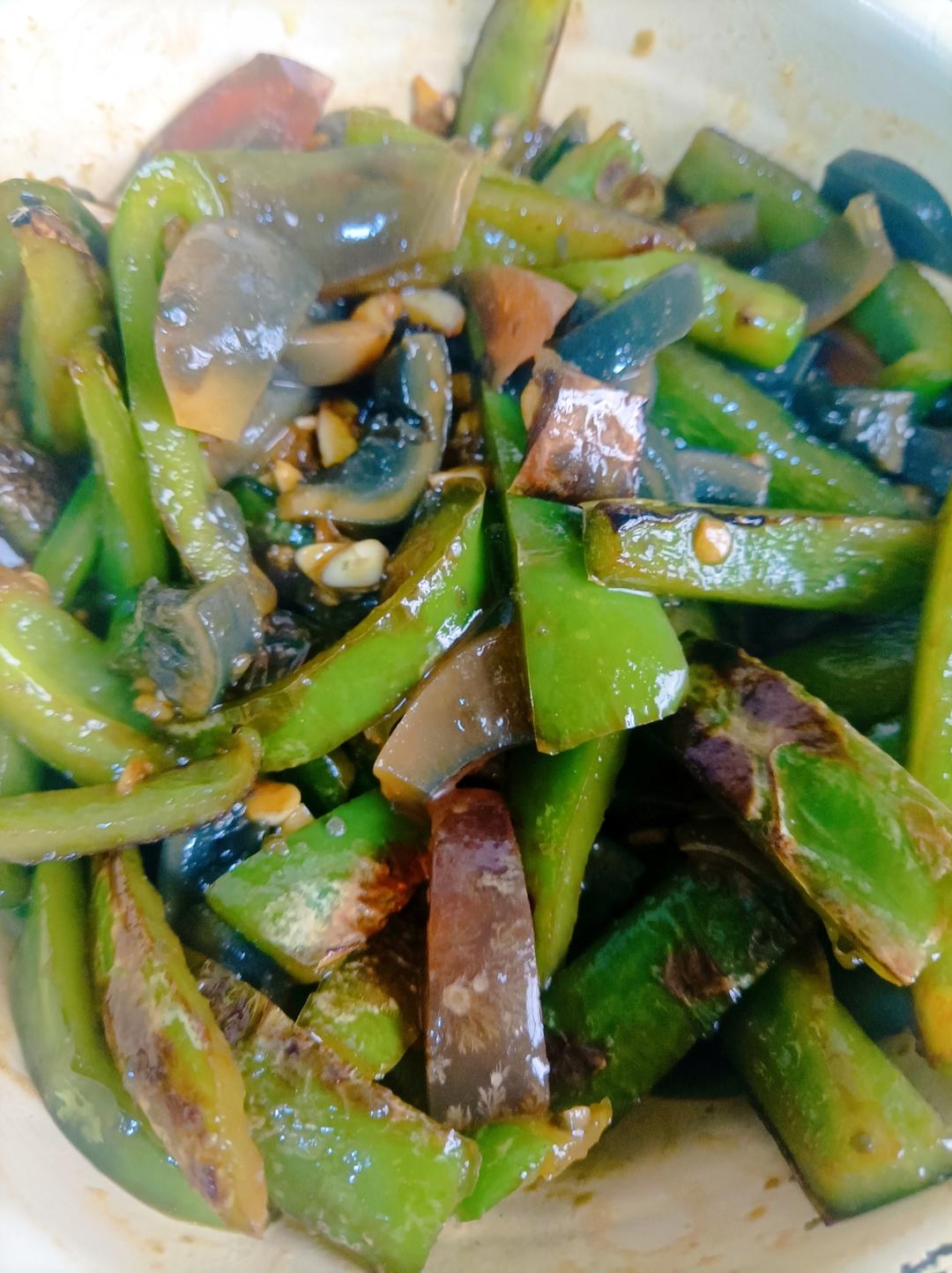 青椒皮蛋