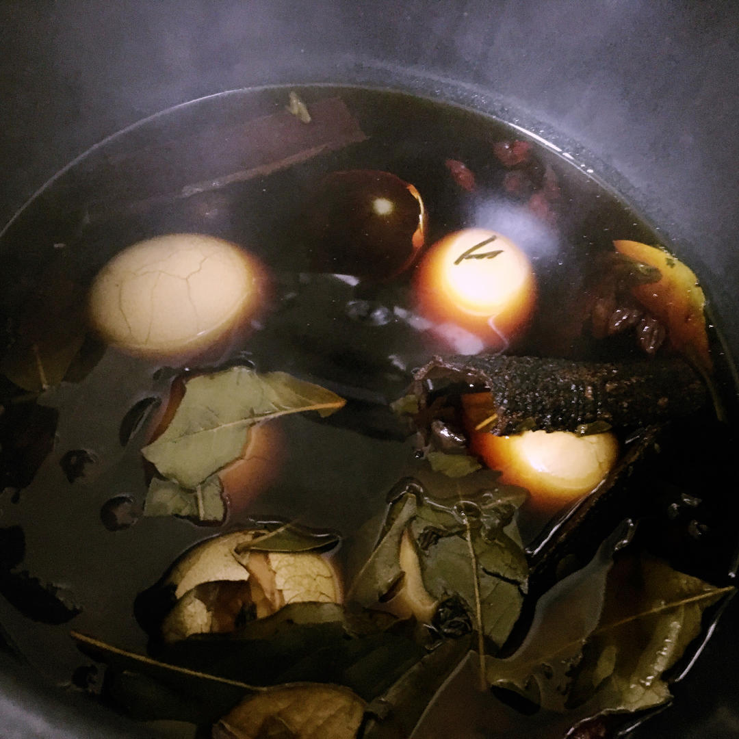 电饭煲煮五香茶叶蛋