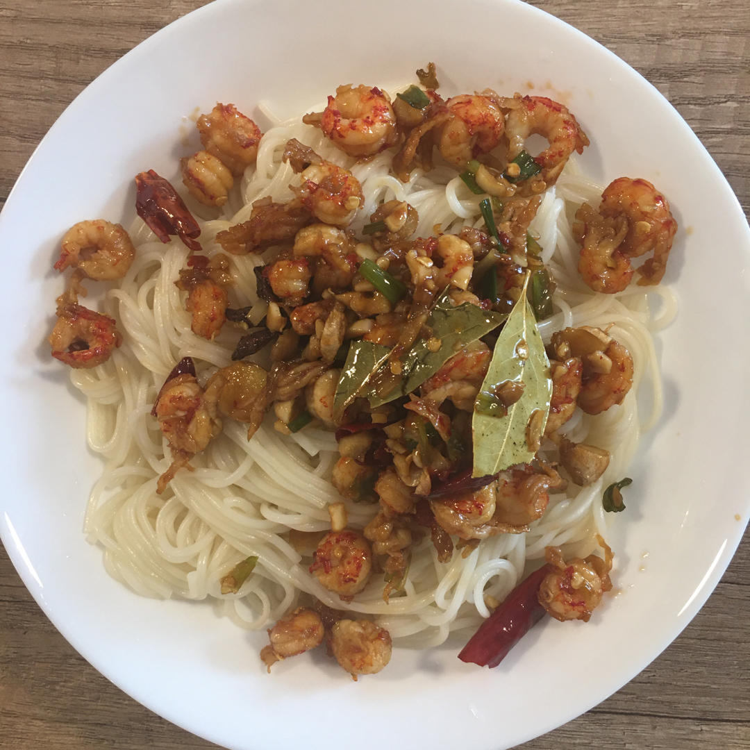 麻辣小龙虾拌面