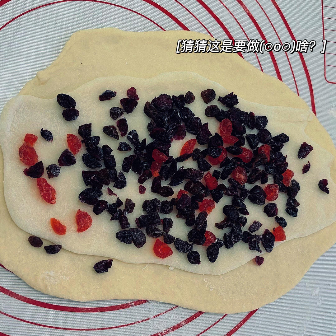 麻薯核桃夹心软欧包--布衣-小美板