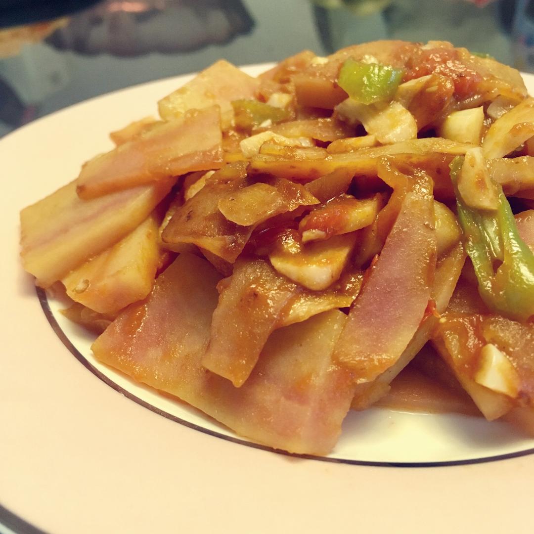 青椒番茄土豆片