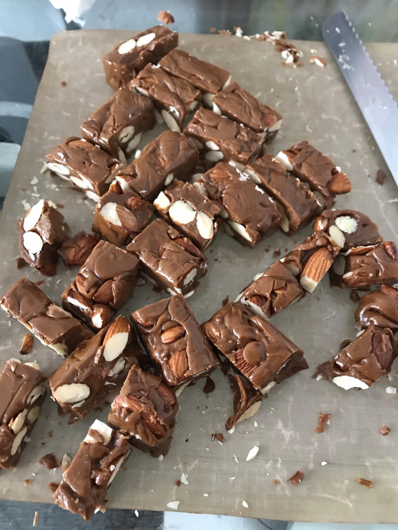 海盐杏仁太妃糖