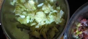 蔬菜肉丸汤的做法 步骤3