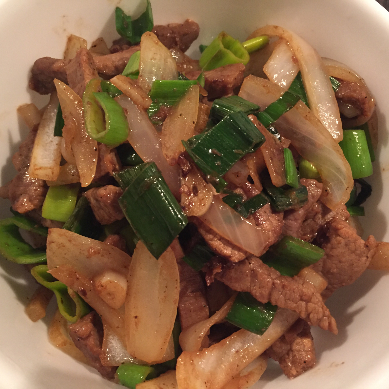 葱爆牛肉（大葱炒牛肉）