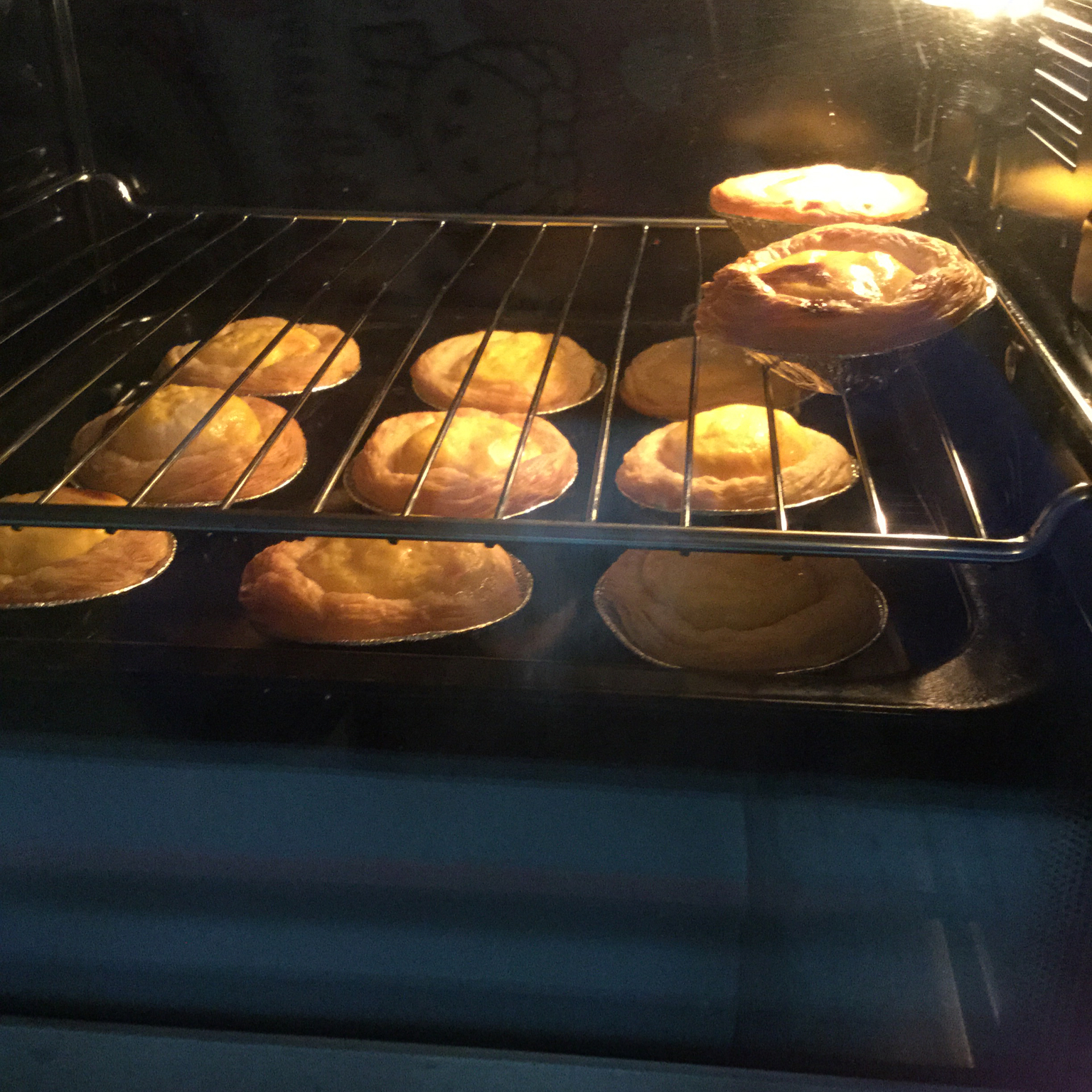 超完美味道超正的蛋挞配方，比KFC的还要嫩还要香~做过最好吃的蛋挞配方