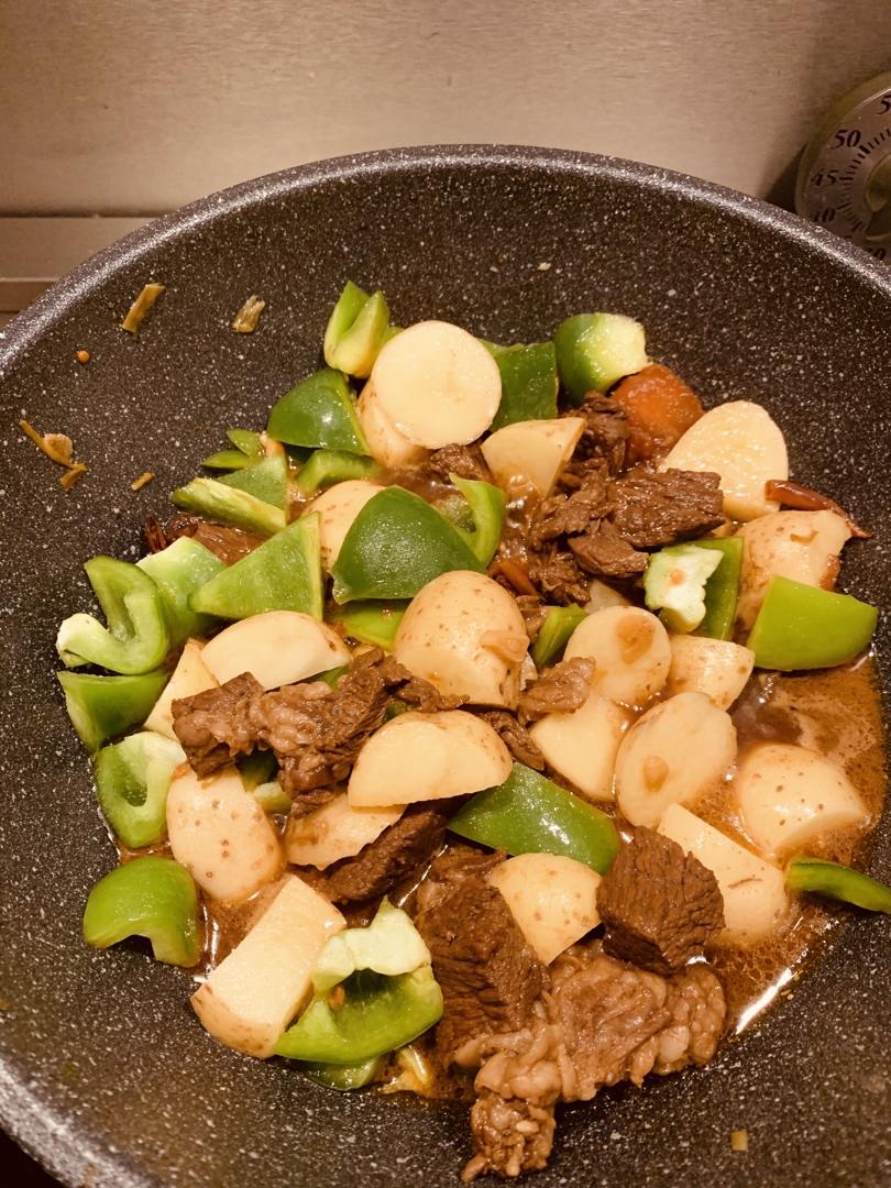 红烧牛肉土豆 （独家秘制）