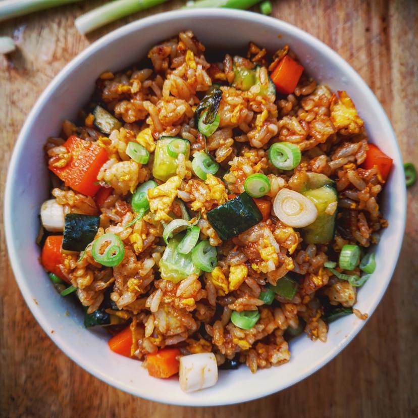 粒粒分明颗颗有蛋的酱油炒饭