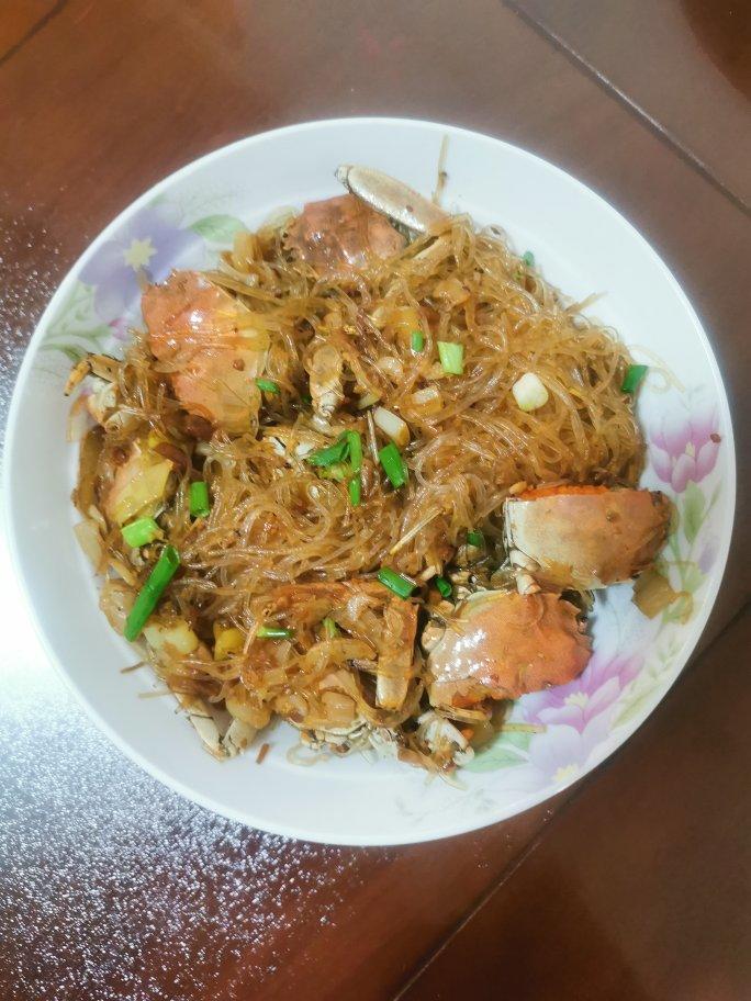 大闸蟹粉丝煲