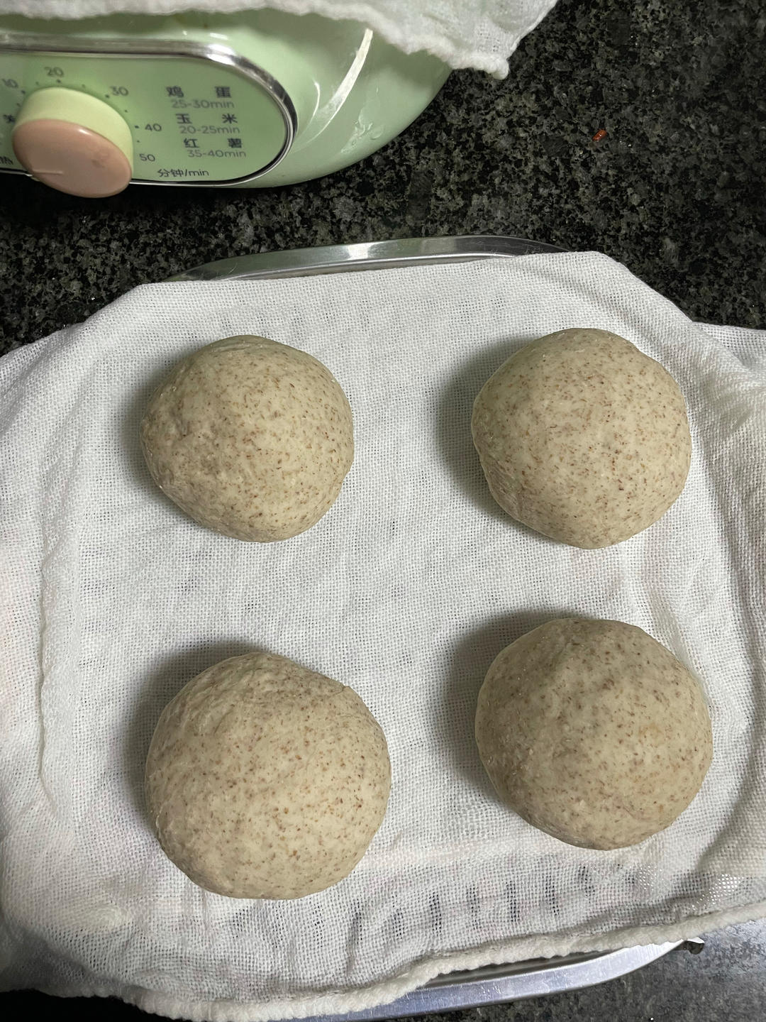 无油无糖松软的全麦馒头
