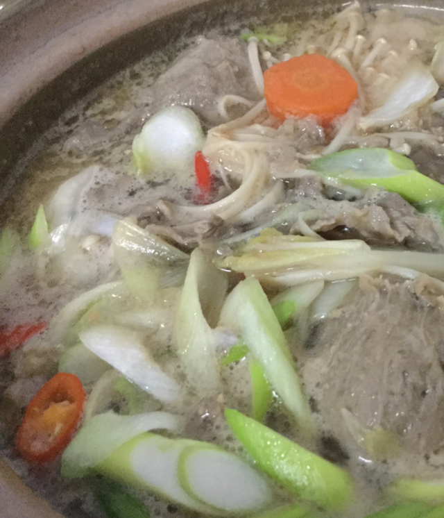 牛肉砂锅  Beef Hot Pot