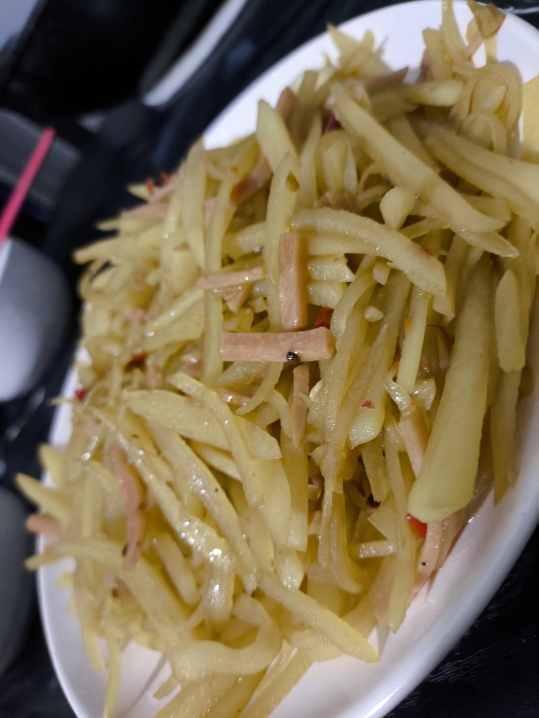 酸辣土豆丝的家常做法 超级下饭