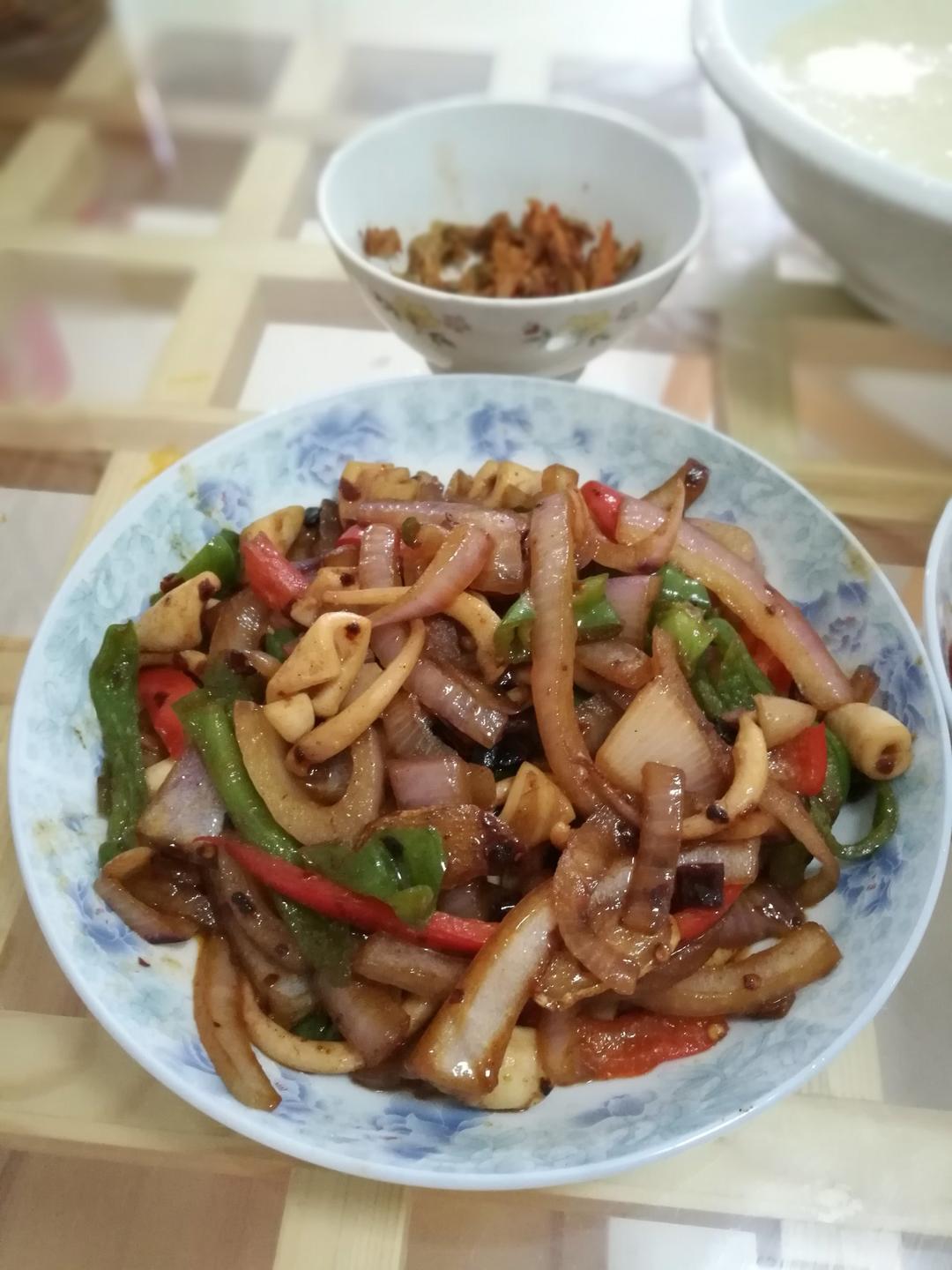 爆炒鱿鱼