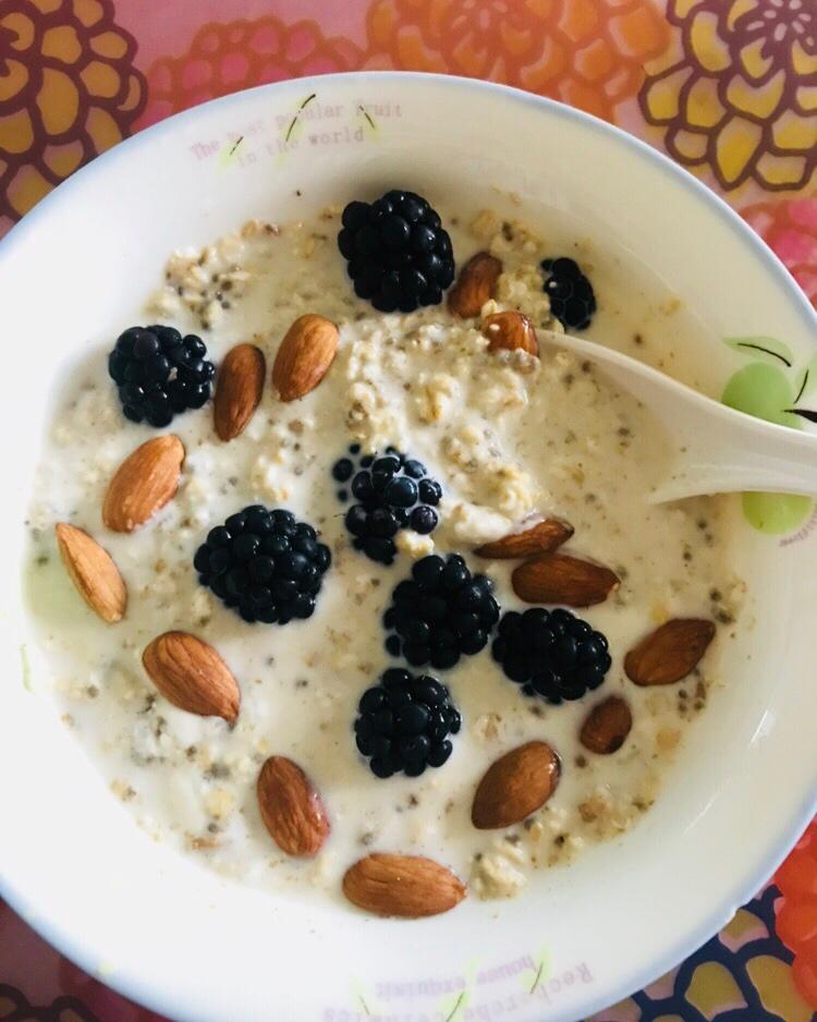 Overnight Oatmeal 隔夜早餐燕麦杯