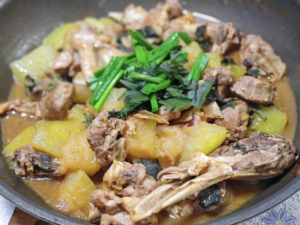 紫苏焖鸭
