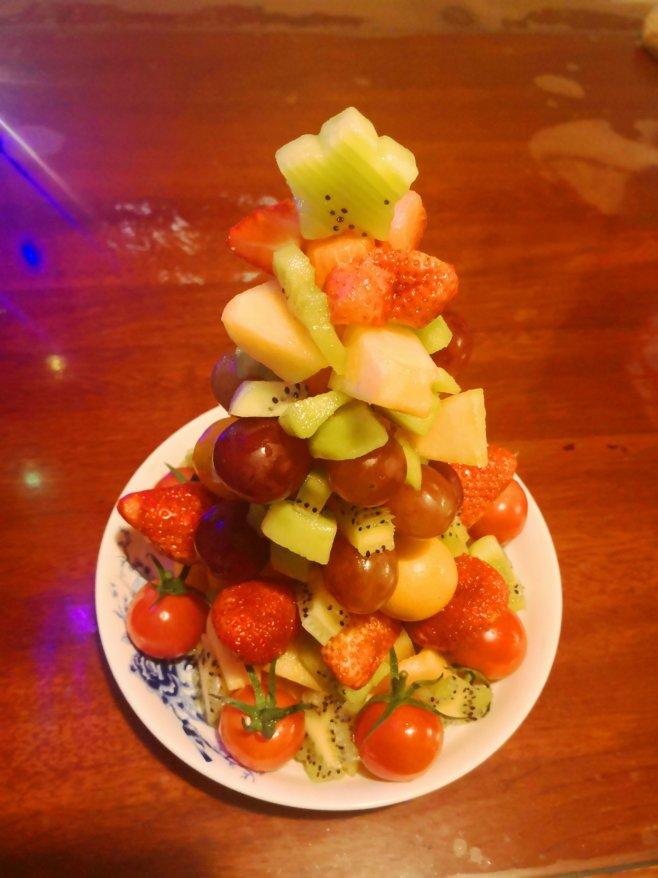 【水果圣诞树】