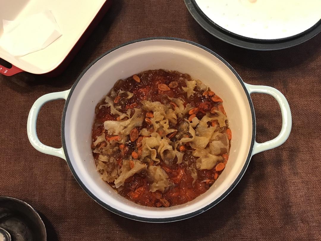 【3月北鼎珐琅铸铁锅食谱】桃胶银耳炖奶