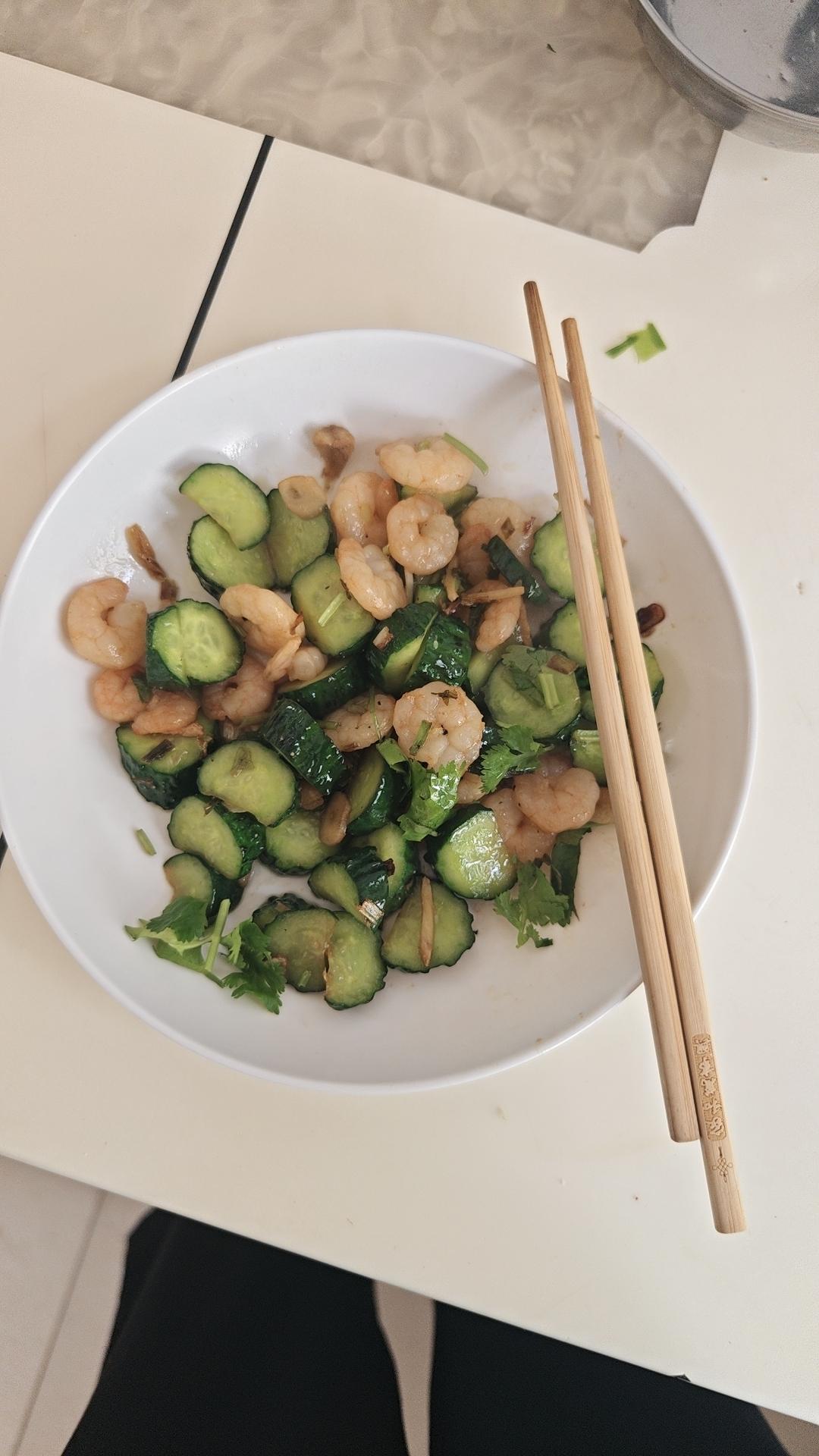 独食快手菜——青瓜炒虾仁