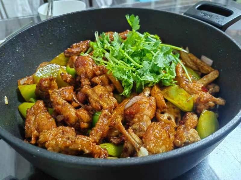 三步搞定最爱的干锅牛蛙