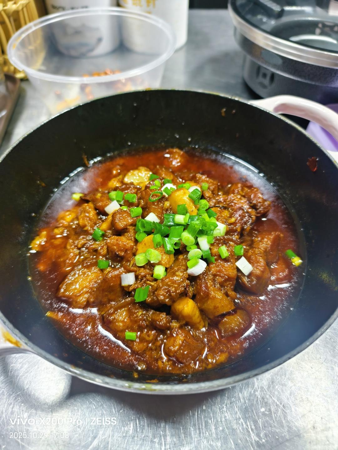 大蒜红烧肉
