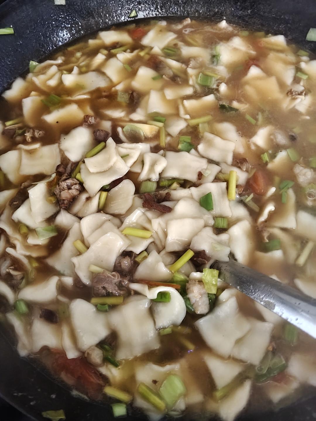 手工揪羊肉面片