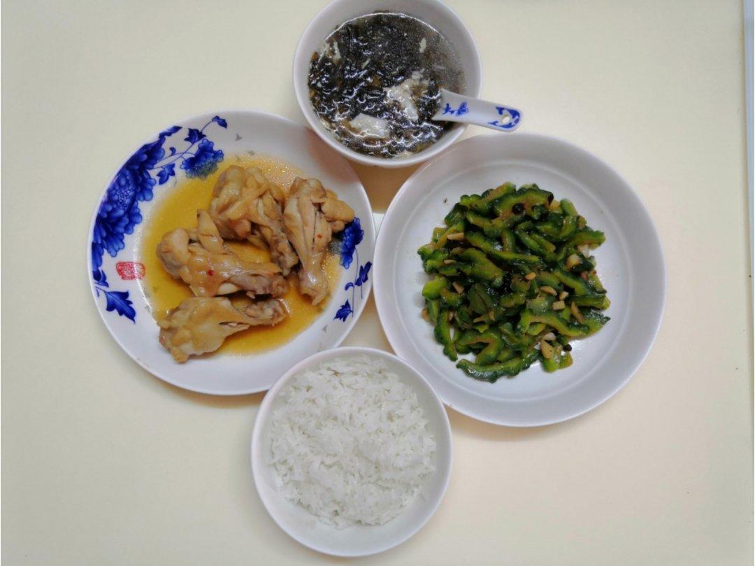 🔥好吃到飙泪的秘汁多汁蒜香鸡腿，鲜嫩到流口水。