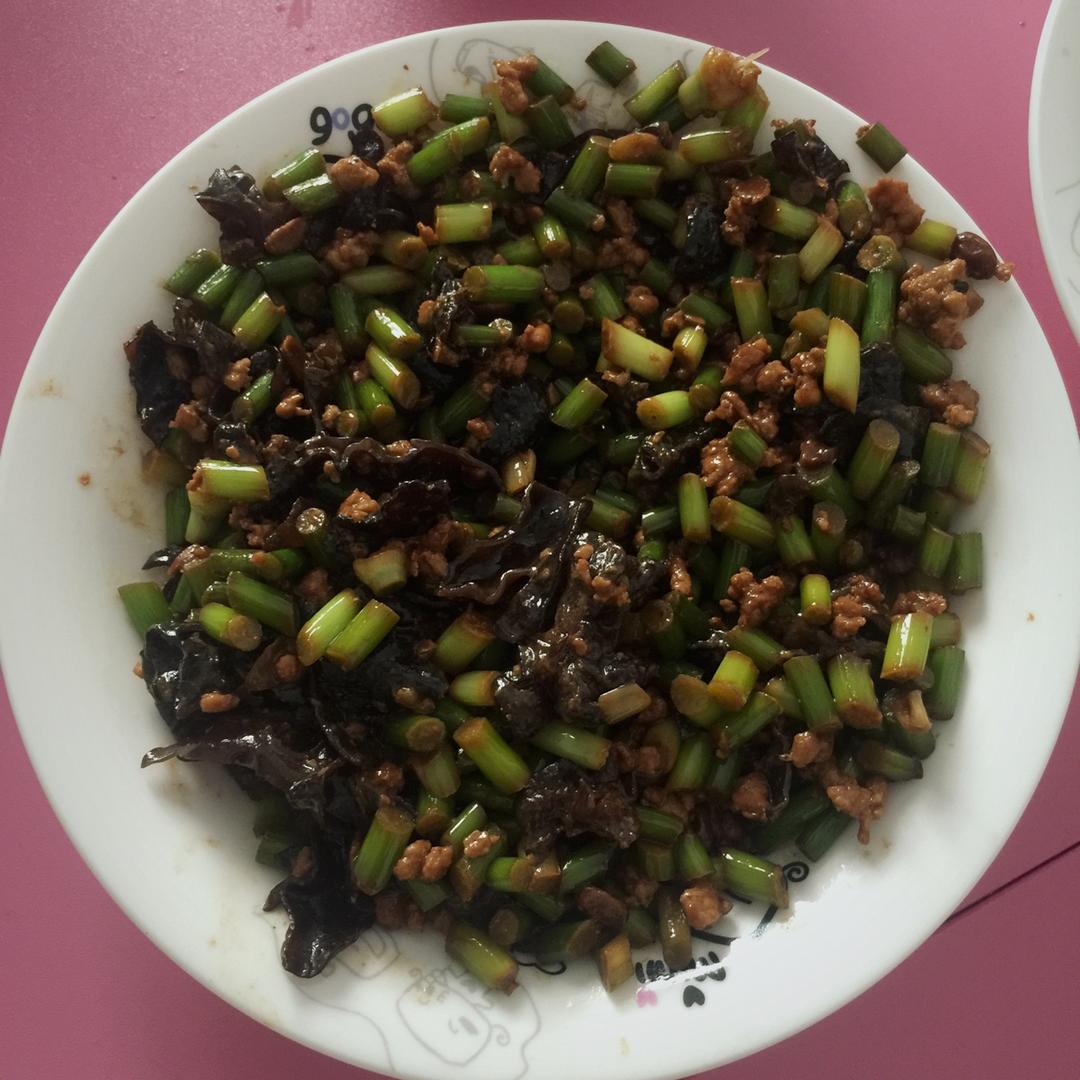 下饭菜～蒜苔肉末