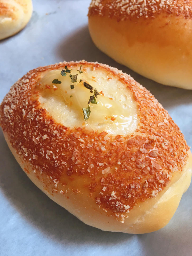 自然小卷毛做的可爱哒小胖砸60葱香芝士火腿面包05