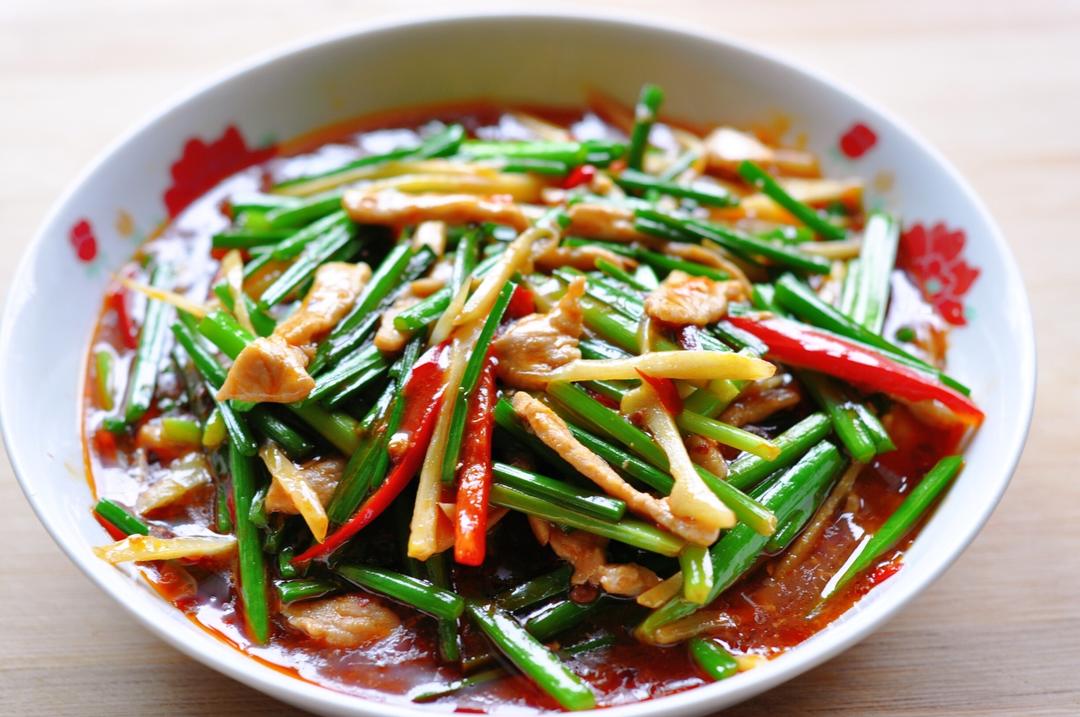 韭菜花炒肉丝的做法