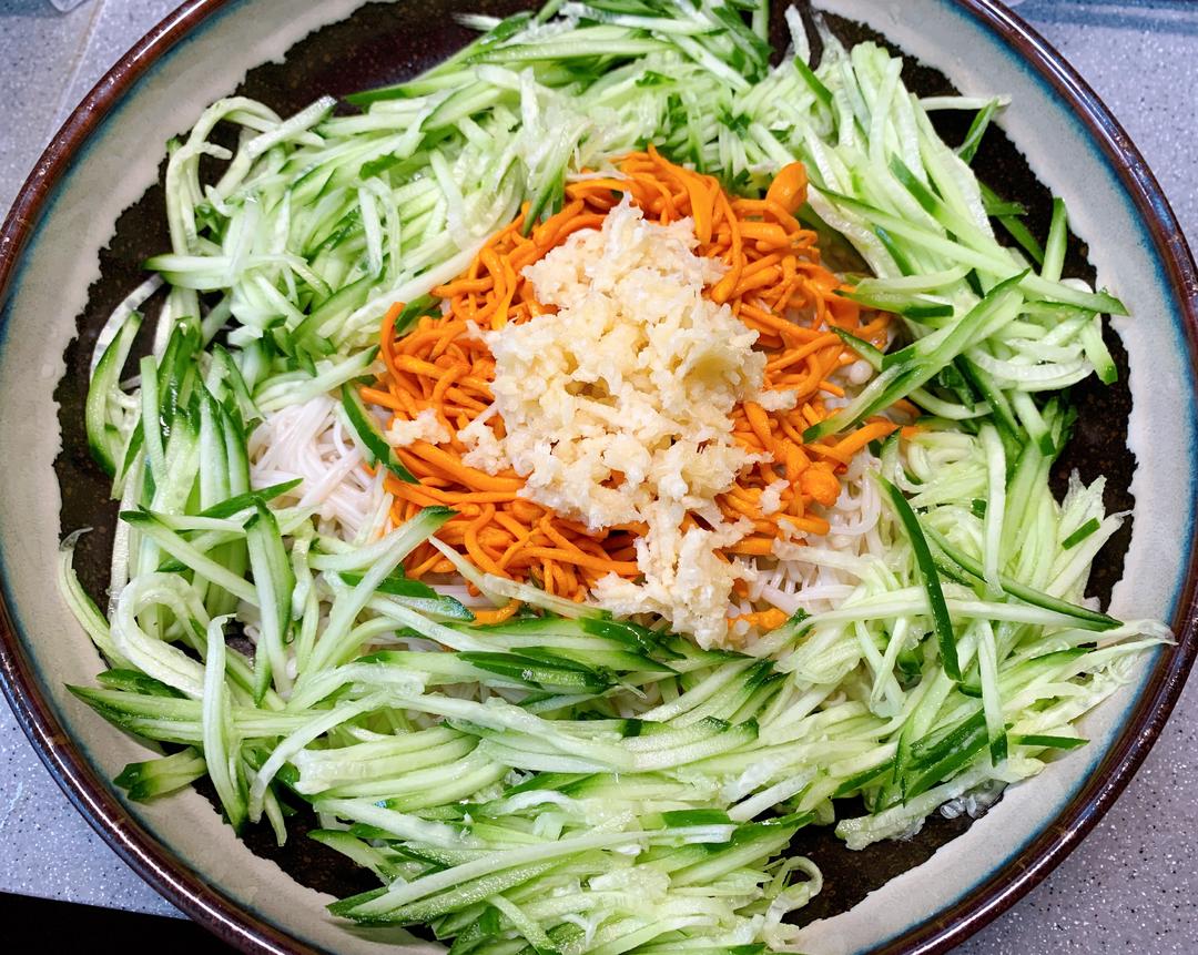 无碳水凉面的做法