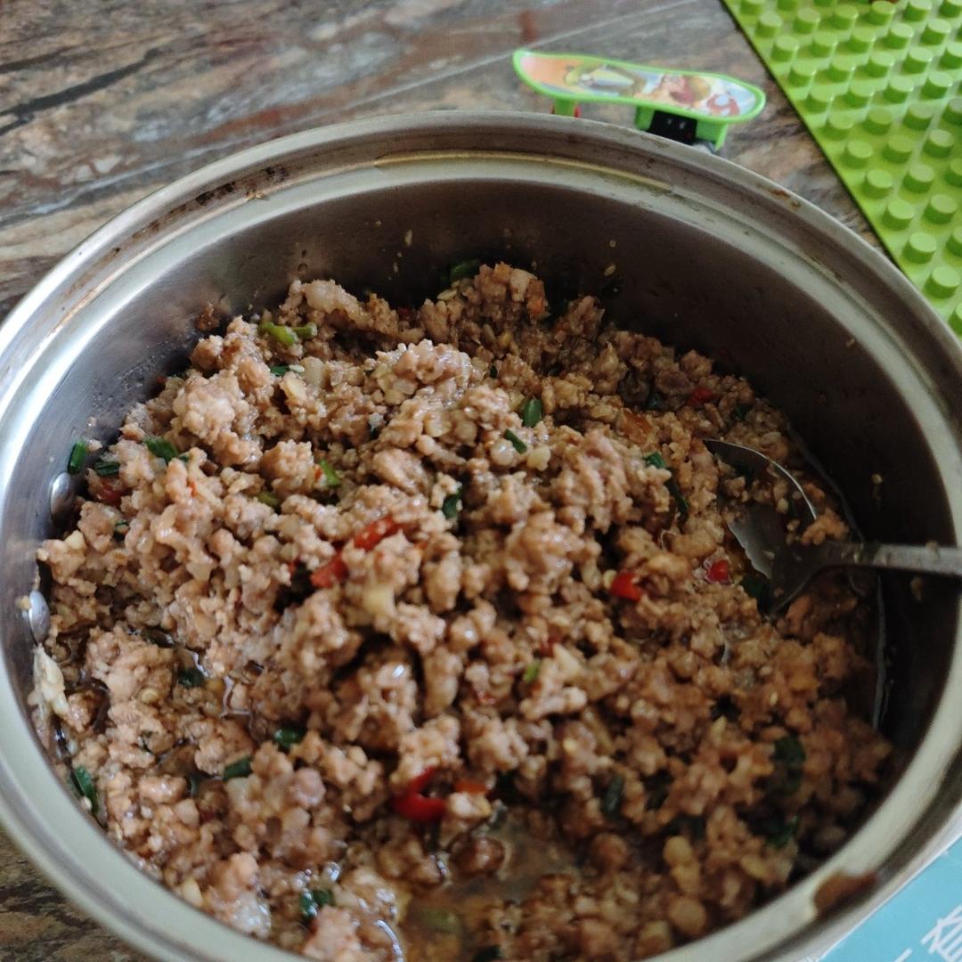 万能肉酱拌面，拌粉，青豆肉沬，肉沫豆腐都可以用它哦