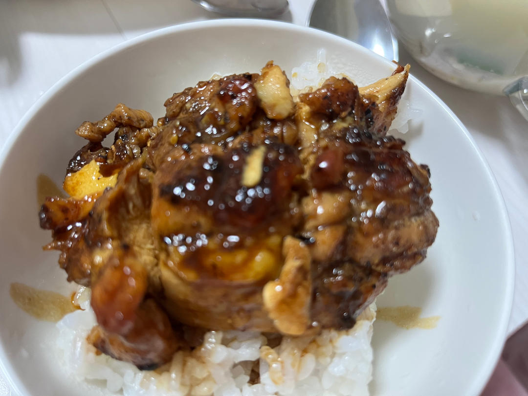 照烧鸡腿饭