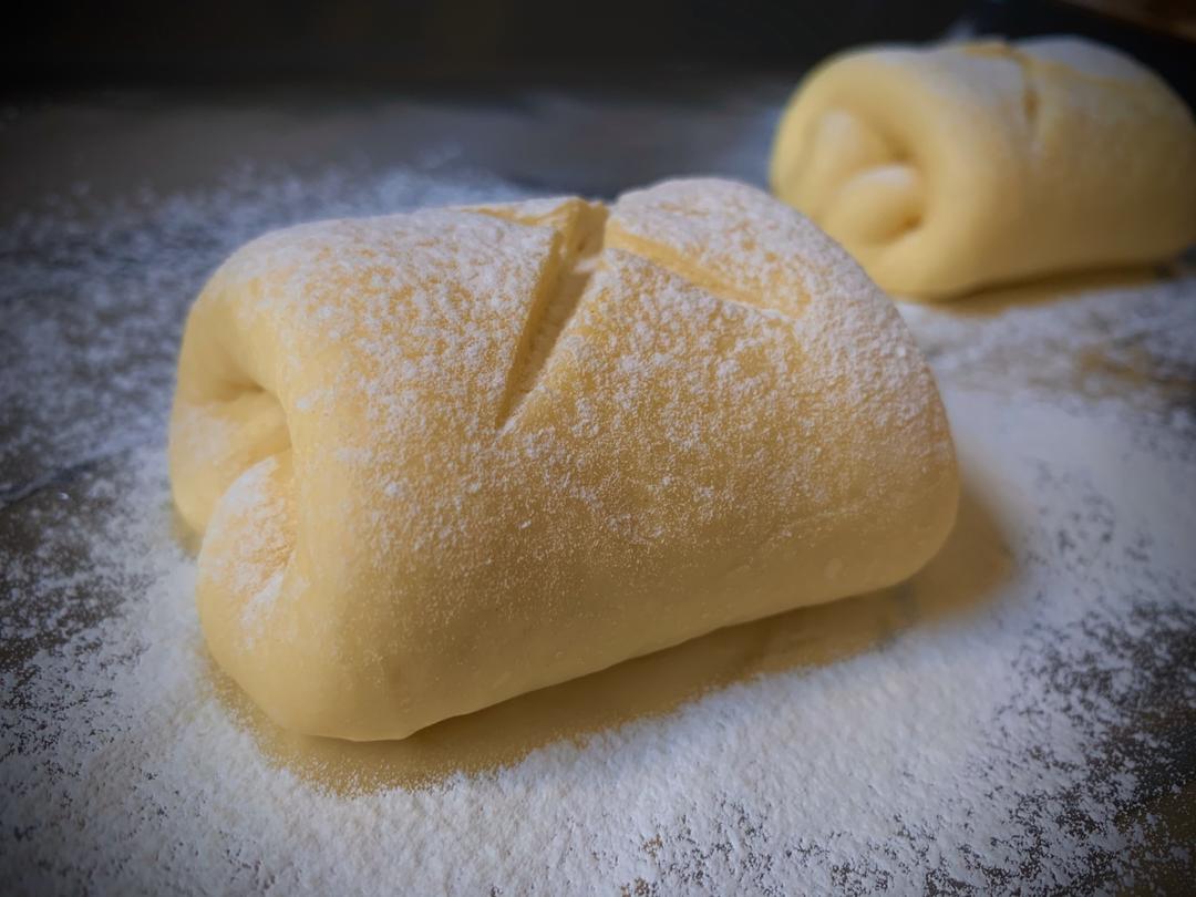 软到不知所措的牛奶卷