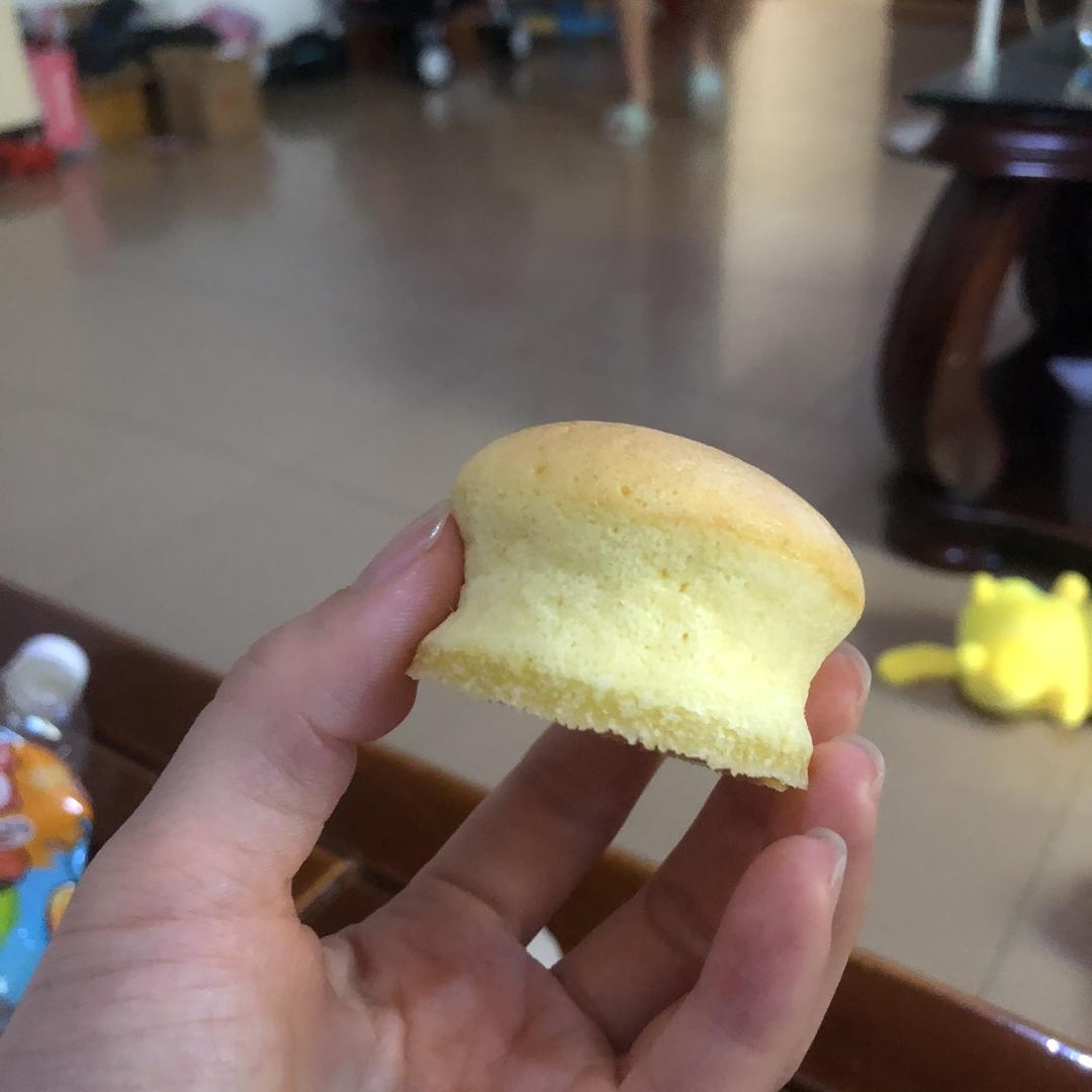 纸杯蛋糕 8寸戚风蛋糕的量